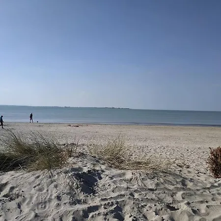 Les Amoureux De La Baie شقة