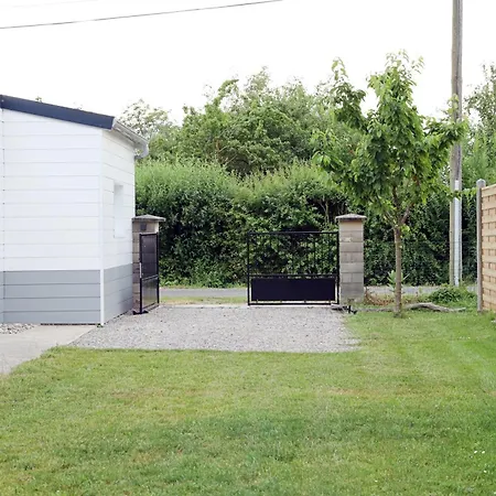 Les Amoureux De La Baie * Favières